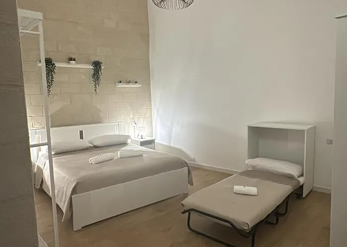 La Corte San Nicola 3* Bari