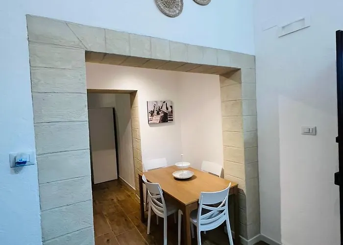 La Corte San Nicola 3* Bari